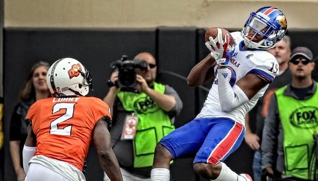 Hokies WR Evan Fairs Enters Portal