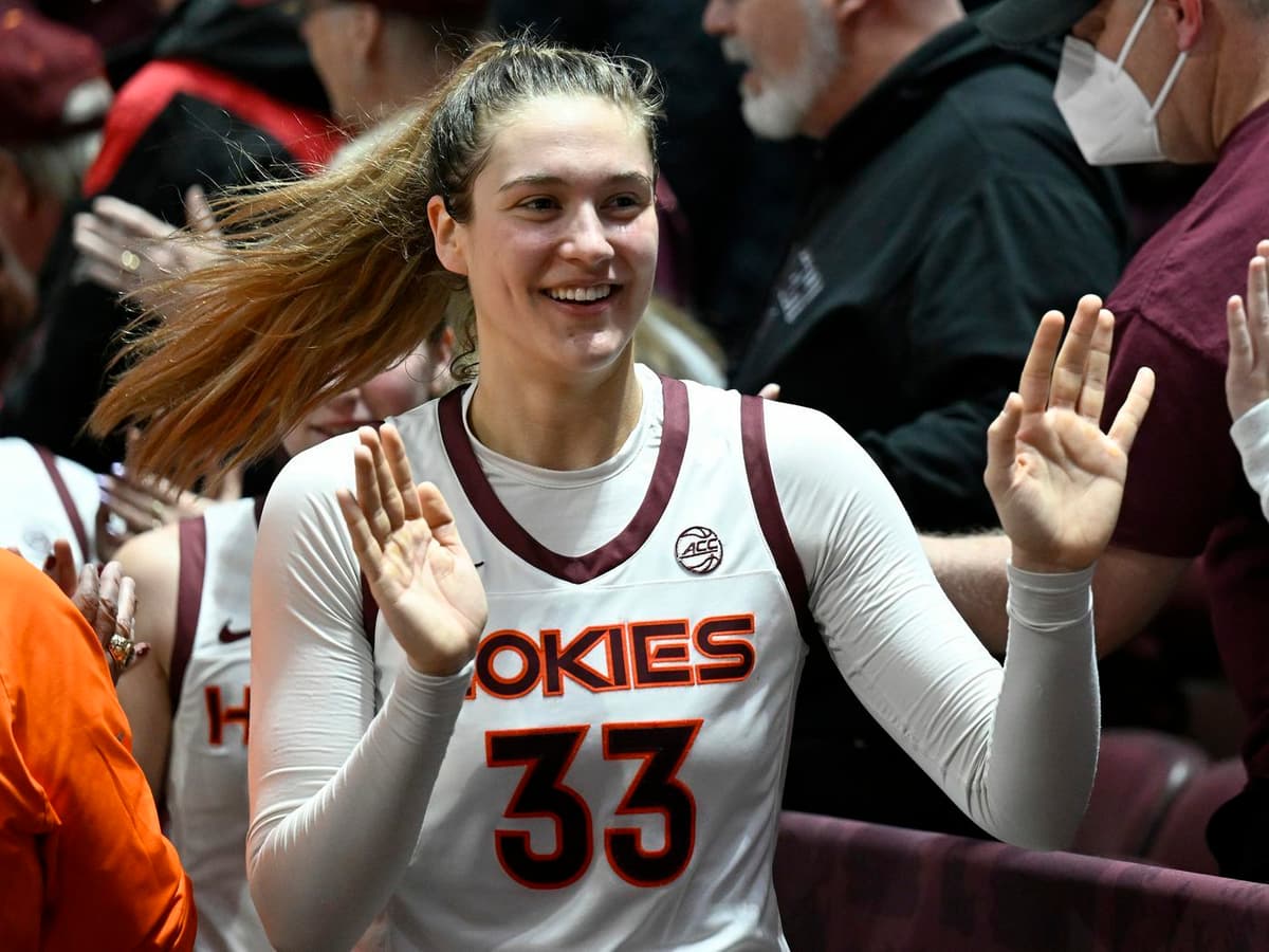 "Dear Hokie Nation. I'M BACK!" - Elizabeth Kitley