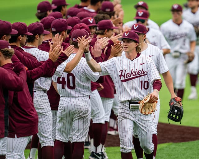 Baseball Report Week 12: Hokies Sweep Ohio at Home