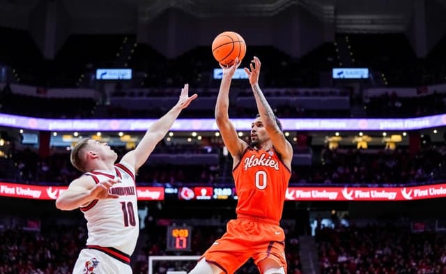 Hokies Have Rough Showing on the Road in 85-71 Loss to Louisville