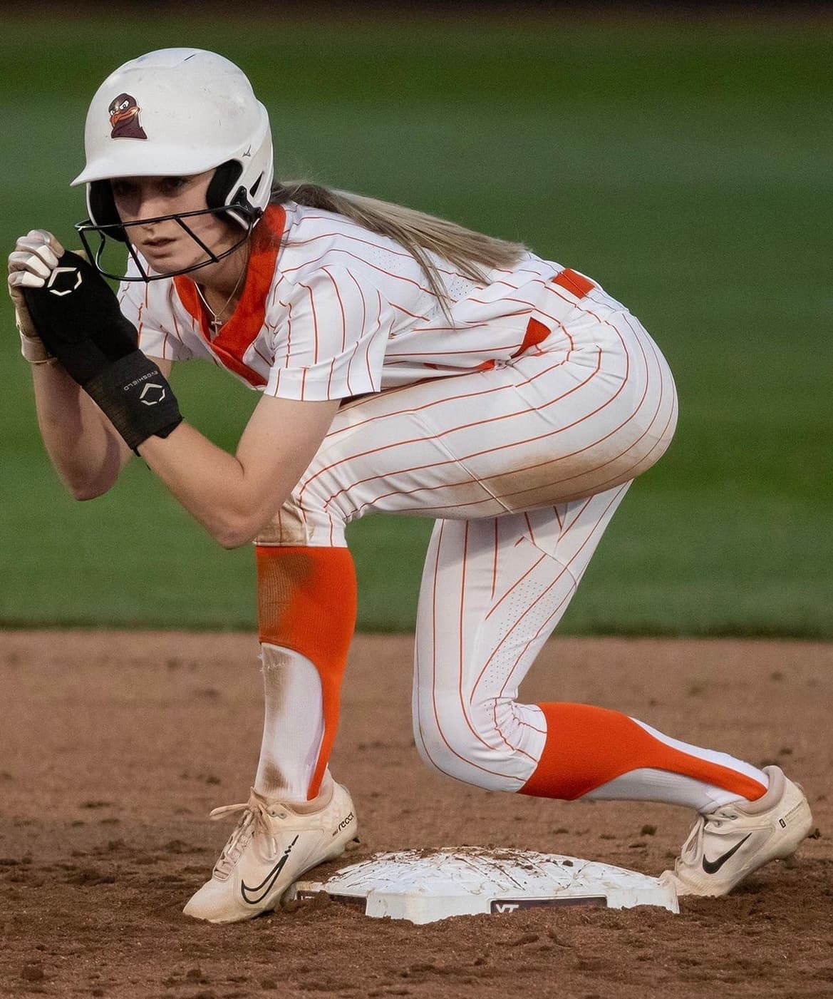No. 5 Seminoles Best No. 22 Hokies in Series Opener