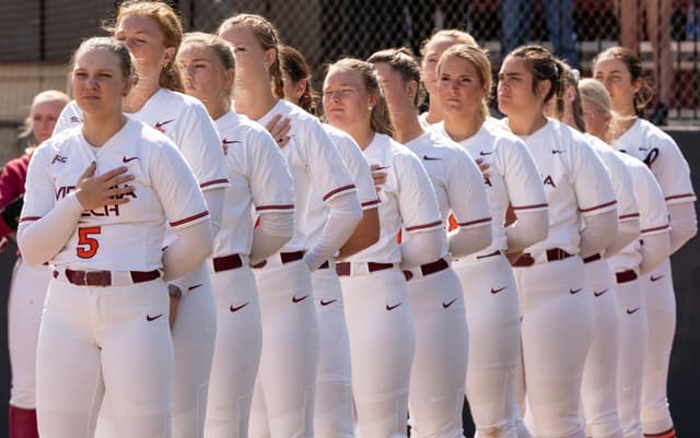 No. 5 Florida State Sweeps No. 22 Virginia Tech at Home