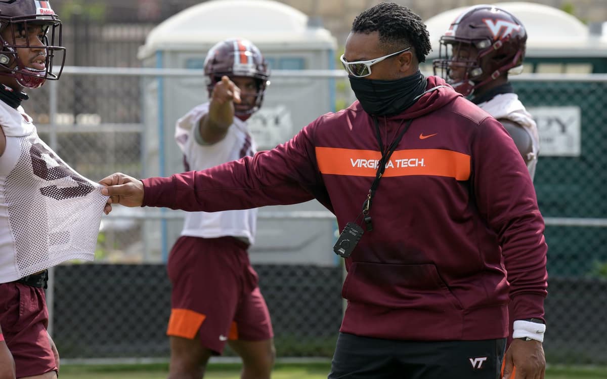Darryl Tapp to Join NFL Staff